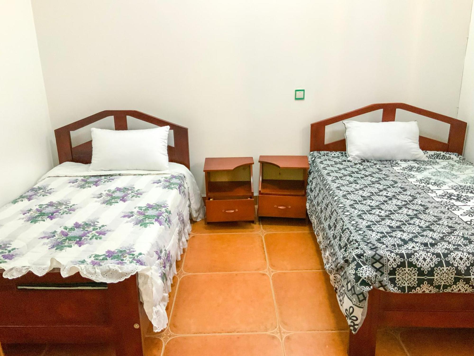 Hendo Hotel Энтеббе Экстерьер фото