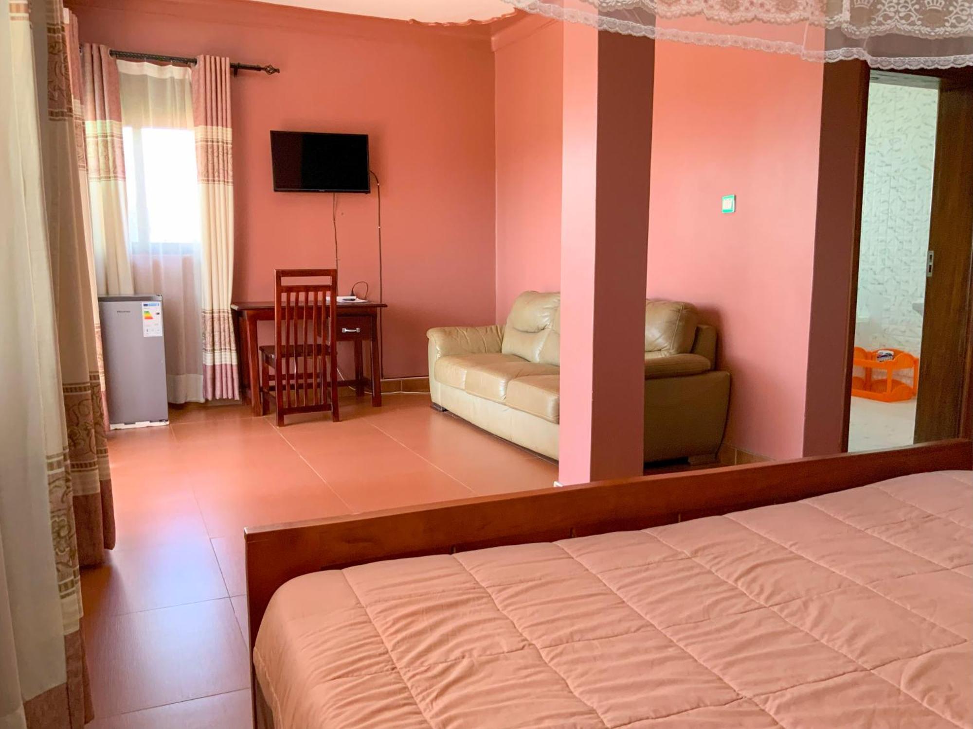 Hendo Hotel Энтеббе Экстерьер фото